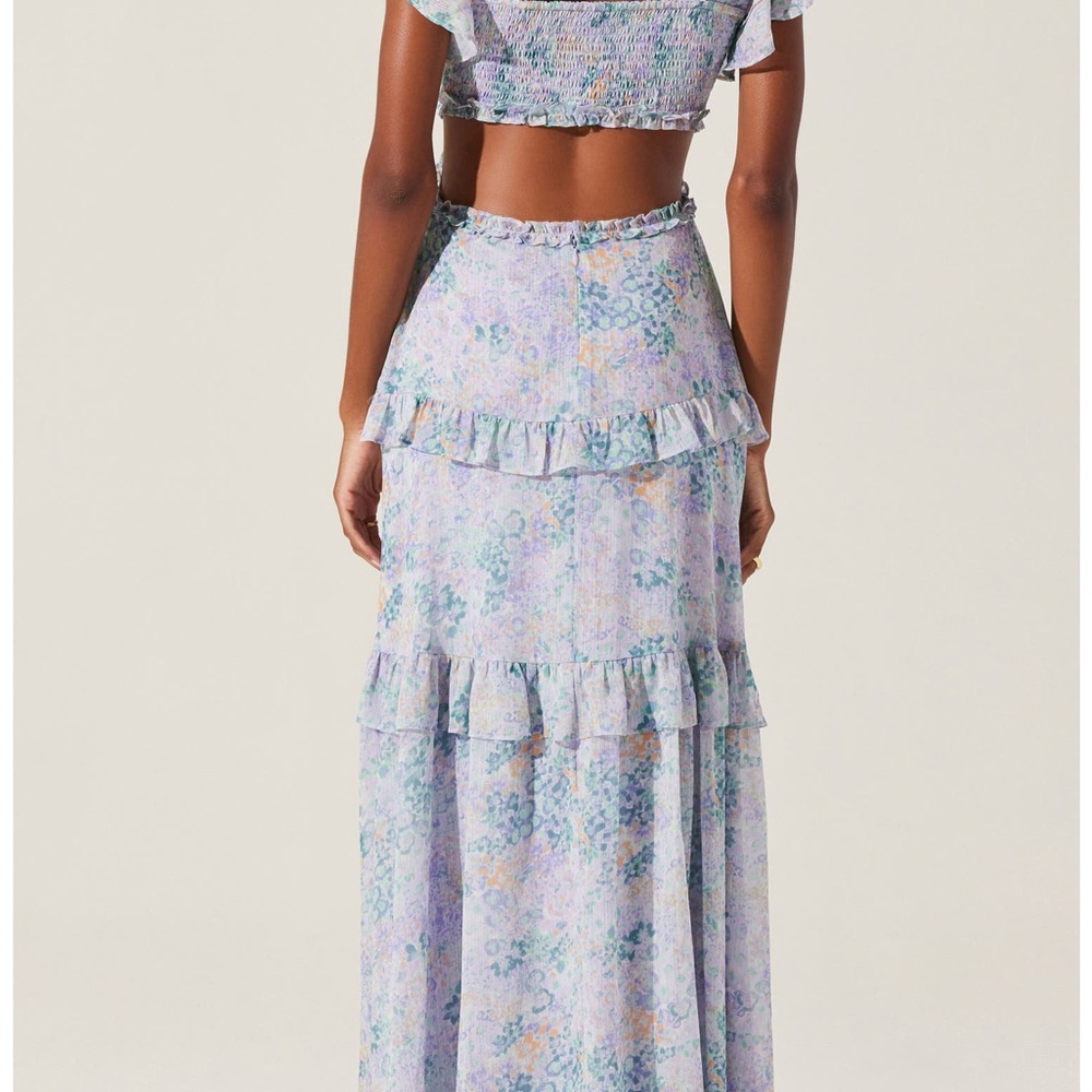 Astr the Label Mable Floral Tiered Cutout Chiffon Maxi Dress - Picture 2 of 9